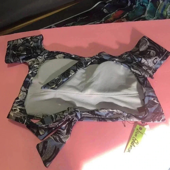 Sam Edelman swim top metal floral size large - Picture 3 of 7